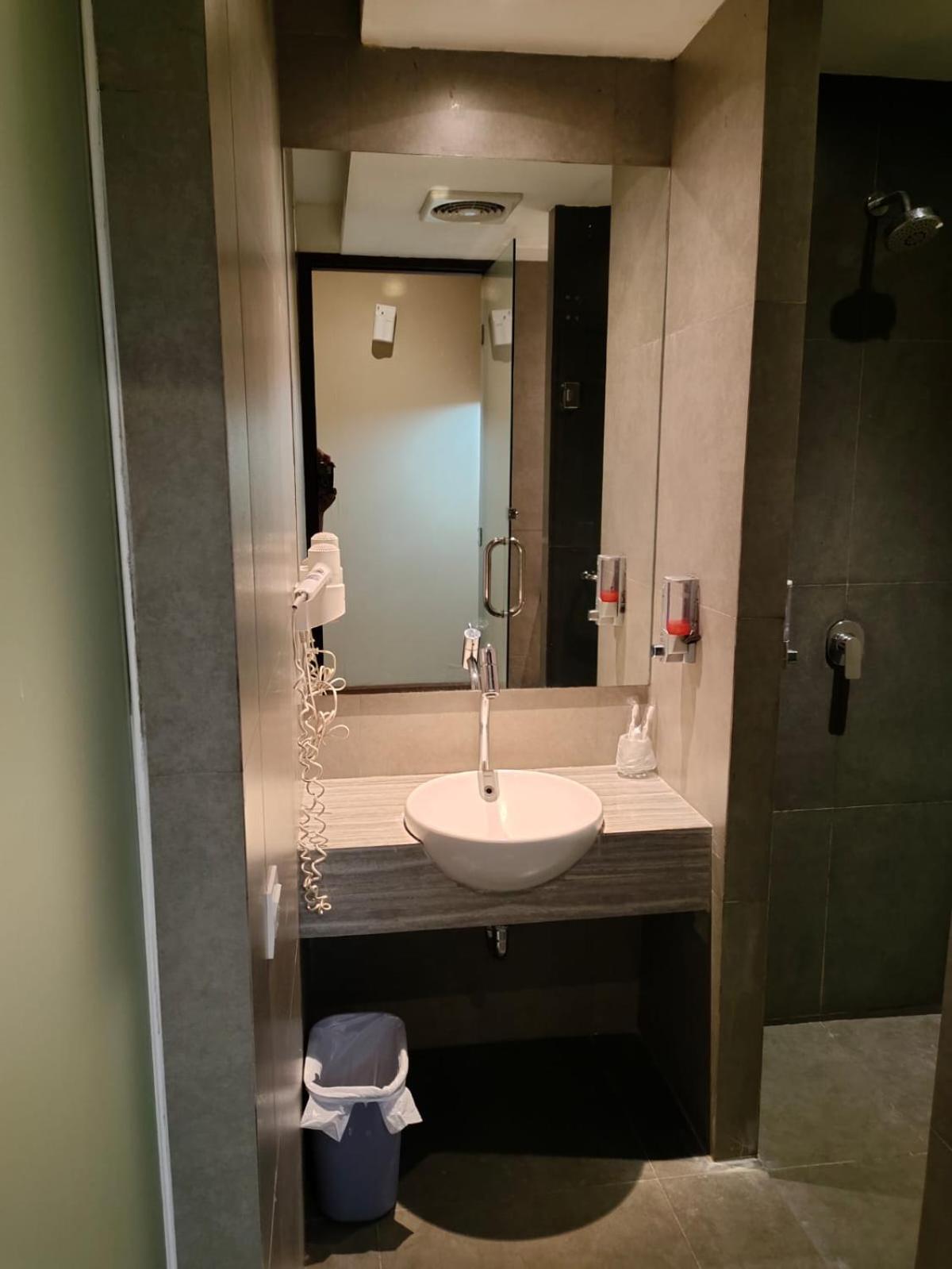 Sweet Garden Guest House Malang Exterior foto